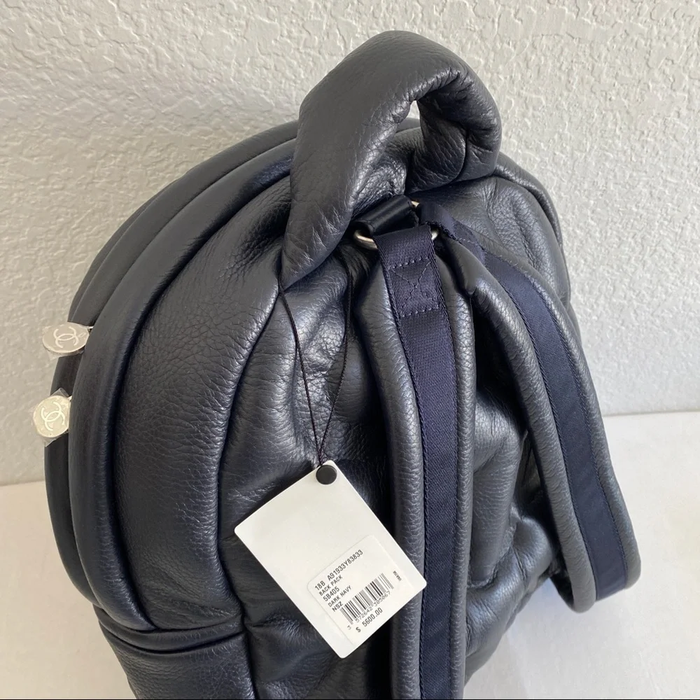 Chanel Doudoune navy leather Backpack
